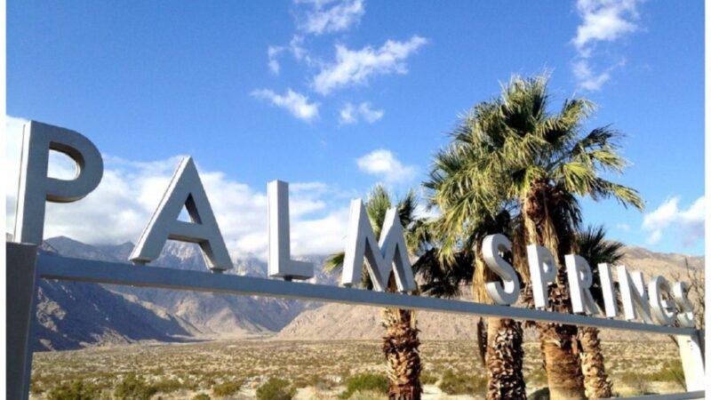 Palm Springs convierte su arquitectura moderna en una experiencia turística de clase mundial